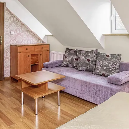 12 Bedroom Stunning In Debina