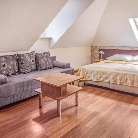 Ferienhaus 12 Bedroom Stunning Home In Debina *