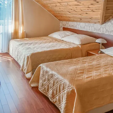 12 Bedroom Stunning Home In Debina * Debina (Ustka)