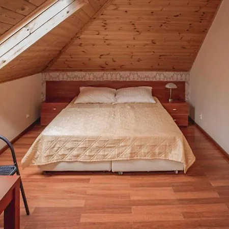 12 Bedroom Stunning In Debina Feriehus