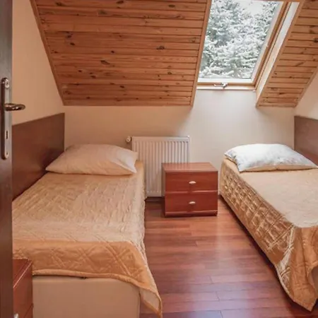 12 Bedroom Stunning In Debina Feriehus