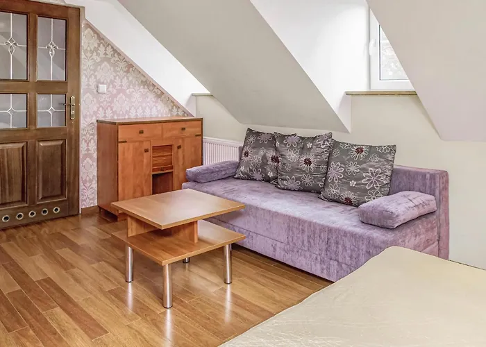 12 Bedroom Stunning In Debina