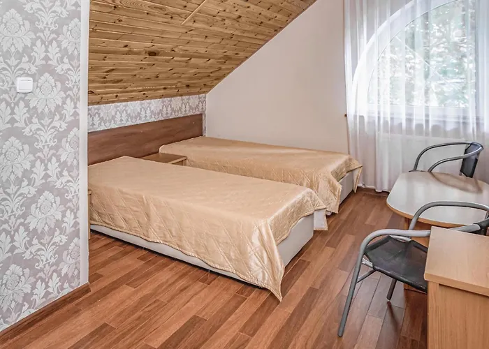 12 Bedroom Stunning In Debina