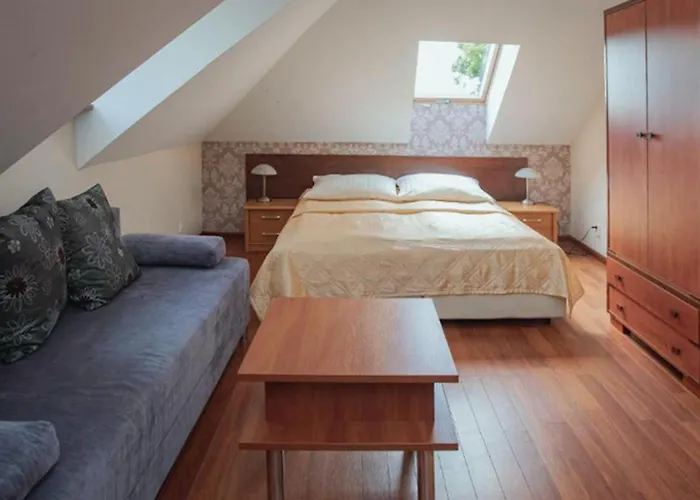 12 Bedroom Stunning In Debina Ferienhaus *